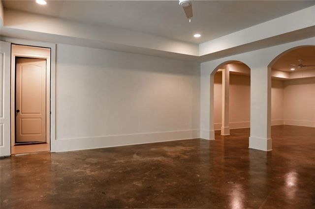 900 Crabapple Hill, Alpharetta, GA 30004