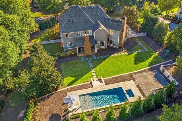 900 Crabapple Hill, Alpharetta, GA 30004