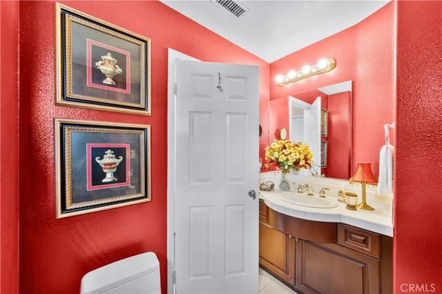 7801 E Bridgewood Drive East, Anaheim Hills, CA 92808