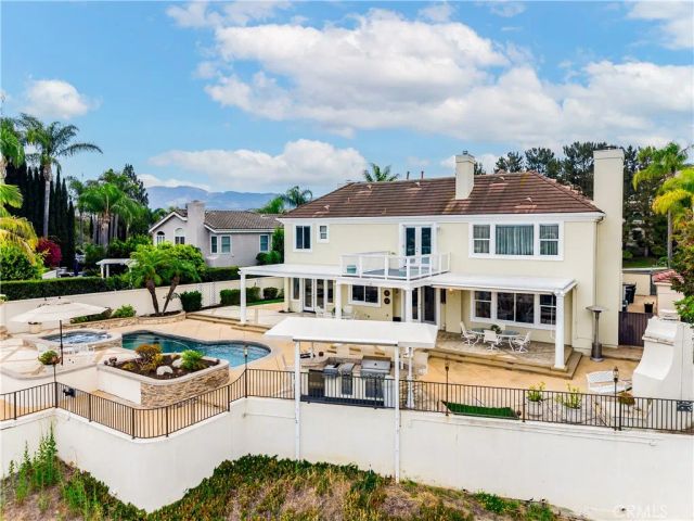 7801 E Bridgewood Drive East, Anaheim Hills, CA 92808