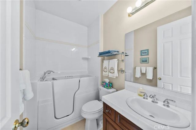 7801 E Bridgewood Drive East, Anaheim Hills, CA 92808