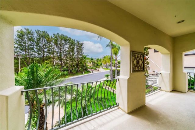 7801 E Bridgewood Drive East, Anaheim Hills, CA 92808