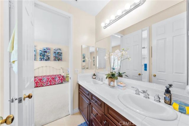 7801 E Bridgewood Drive East, Anaheim Hills, CA 92808