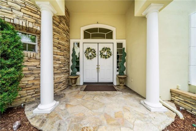 7801 E Bridgewood Drive East, Anaheim Hills, CA 92808