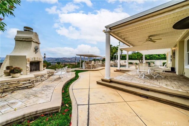 7801 E Bridgewood Drive East, Anaheim Hills, CA 92808