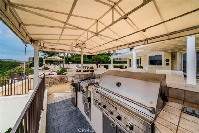 7801 E Bridgewood Drive East, Anaheim Hills, CA 92808