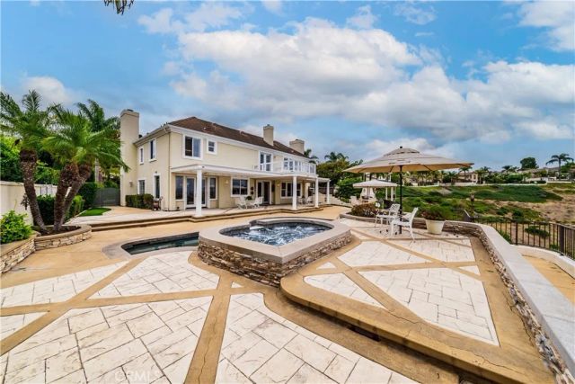 7801 E Bridgewood Drive East, Anaheim Hills, CA 92808