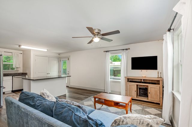 349 Dawn Dr, Cedar Hill, TN 37032