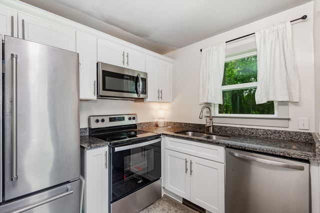 349 Dawn Dr, Cedar Hill, TN 37032