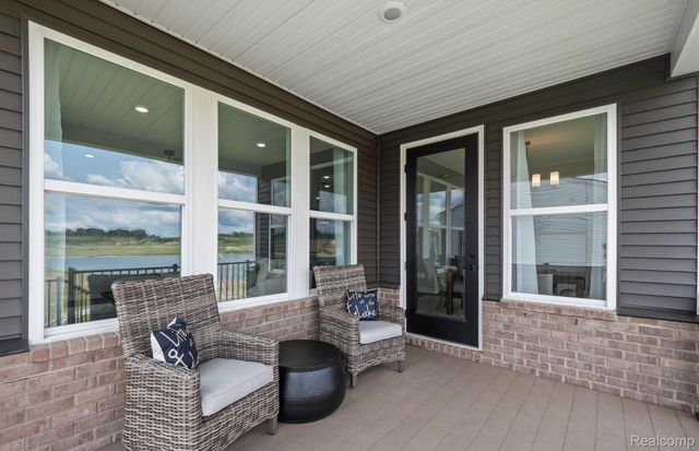 2095 Marigold Way, Milford Charter Township, MI 48381