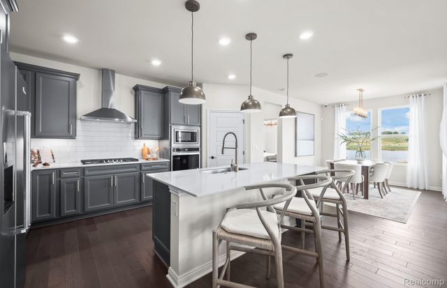 2095 Marigold Way, Milford Charter Township, MI 48381