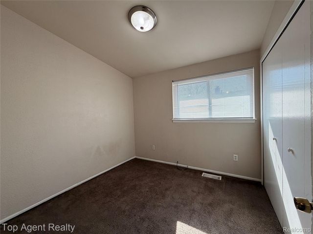 29609 Everett Street, Southfield, MI 48076