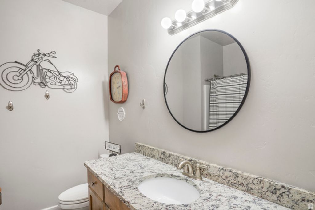 Image 30 of property listing at 2982 E CARMINE DR, St. George, UT 84790