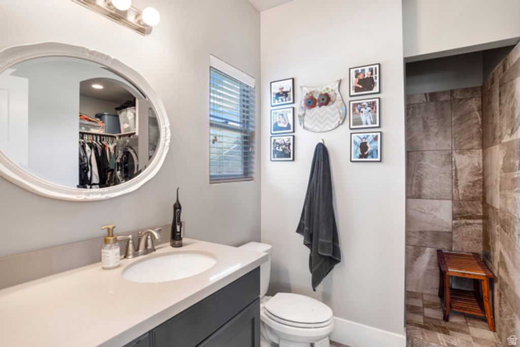 Image 40 of property listing at 2982 E CARMINE DR, St. George, UT 84790