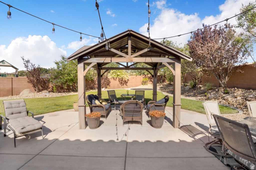 Image 45 of property listing at 2982 E CARMINE DR, St. George, UT 84790