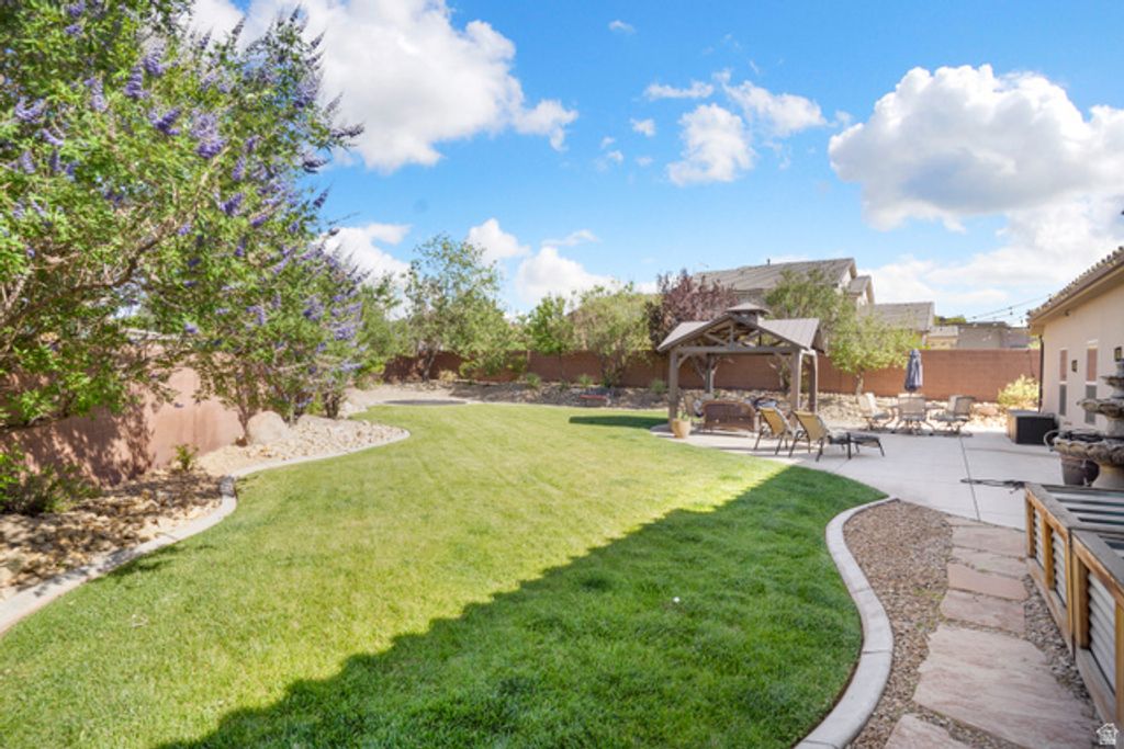 Image 46 of property listing at 2982 E CARMINE DR, St. George, UT 84790