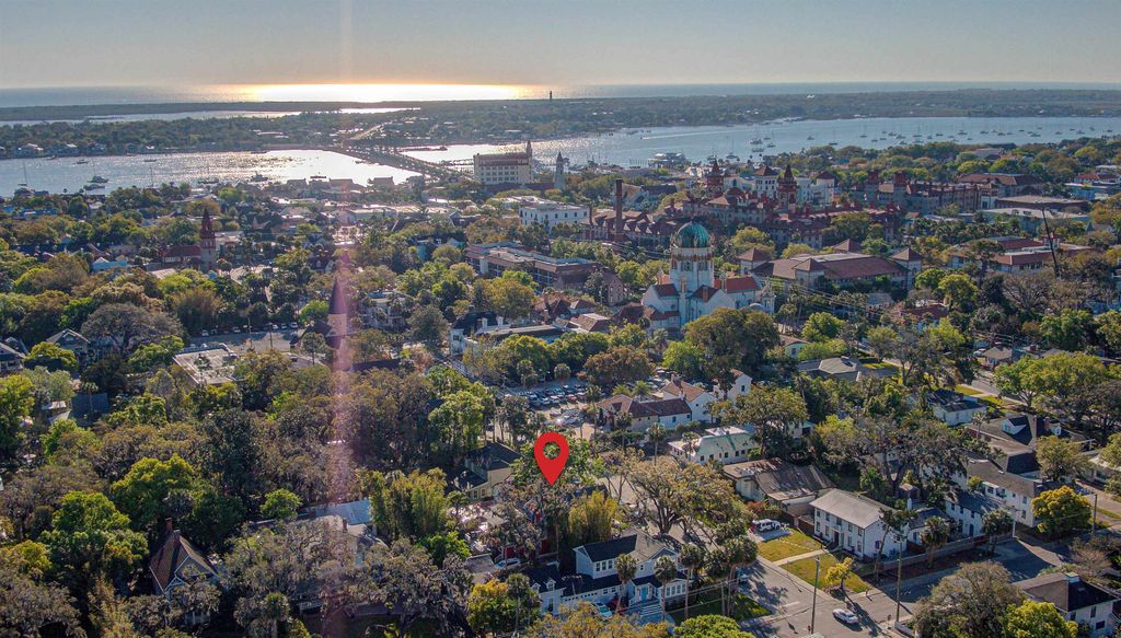44 Carrera Street, St Augustine, FL 32084