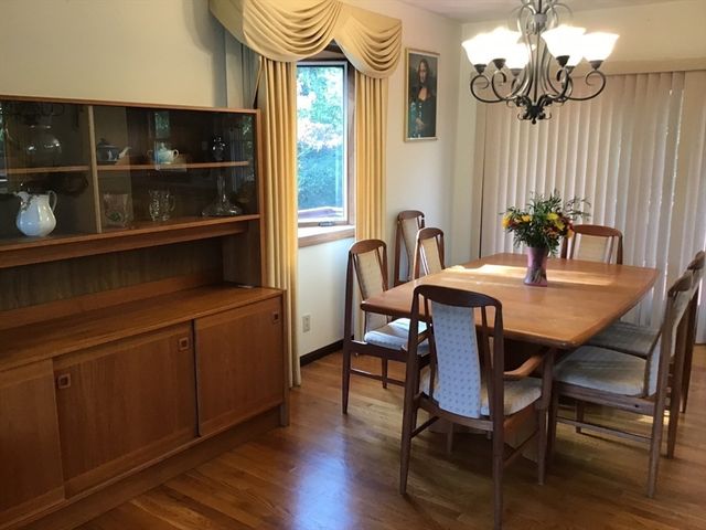 16 Battlemarch Way, Woburn, MA 01801
