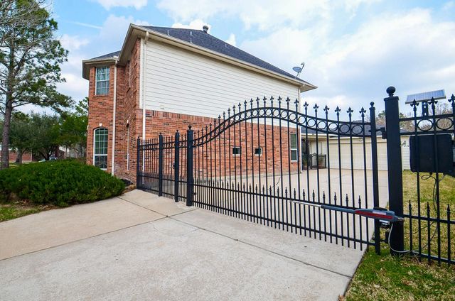 6251 Clear Canyon Drive, Katy, TX 77450