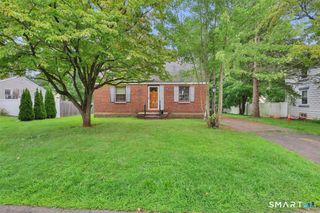 30 Eleanor Place, Newington, CT 06111