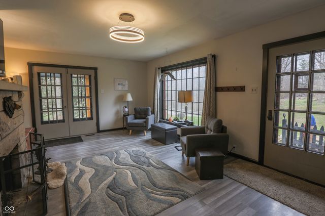 539 E Washington Street, Morgantown, IN 46160