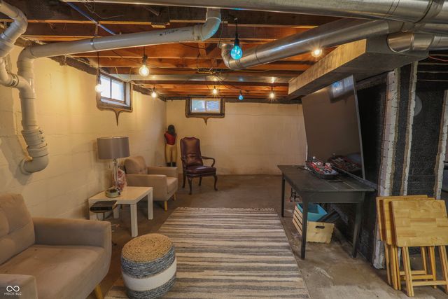 539 E Washington Street, Morgantown, IN 46160