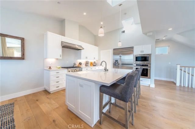 651 10th, Hermosa Beach, CA 90254