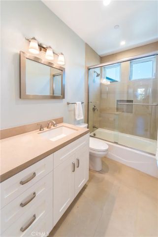 651 10th, Hermosa Beach, CA 90254