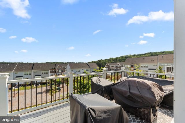 3188 BARBEQUE PL, Woodbridge, VA 22193