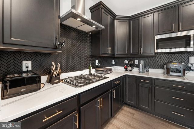 3188 BARBEQUE PL, Woodbridge, VA 22193