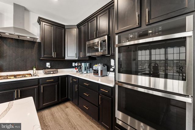 3188 BARBEQUE PL, Woodbridge, VA 22193