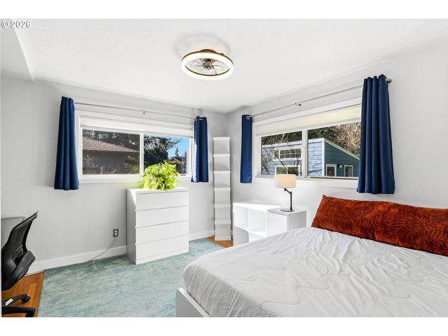 2115 Ne 136TH Ave, Portland, OR 97230