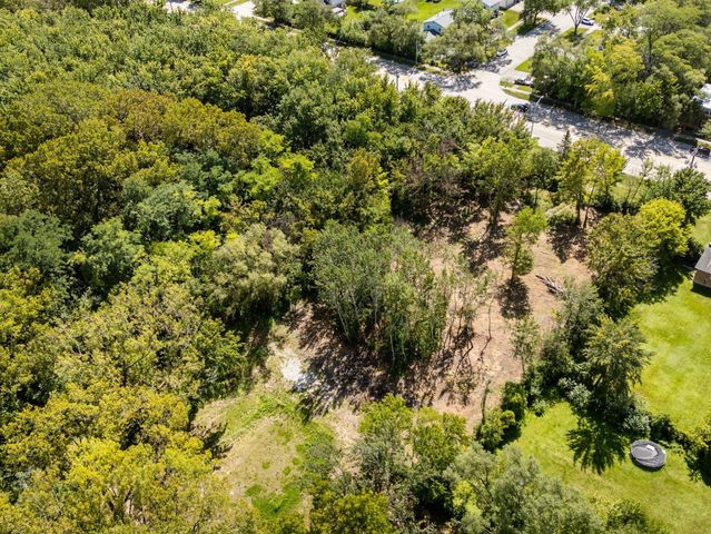8400 W 87th Street, Hickory Hills, IL 60457
