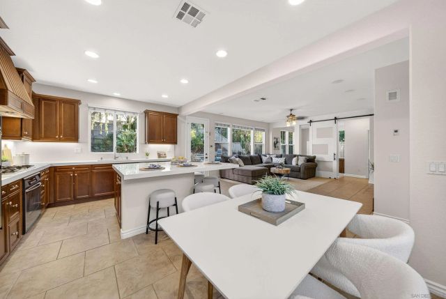 1717 Tara, San Marcos, CA 92078