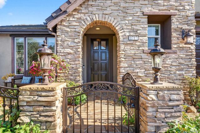 1717 Tara, San Marcos, CA 92078