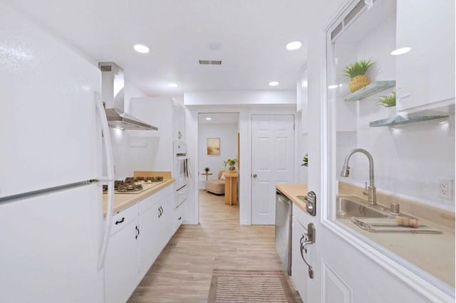 1269 Alicante Drive, Pacifica, CA 94044