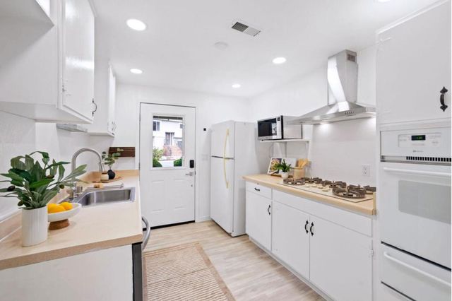 1269 Alicante Drive, Pacifica, CA 94044