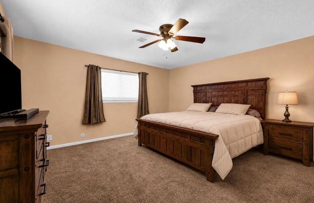 221 Wedgewood Street, Lake Jackson, TX 77566