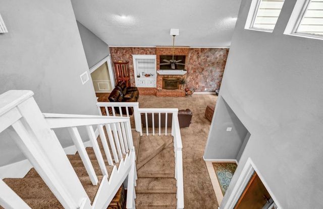 221 Wedgewood Street, Lake Jackson, TX 77566