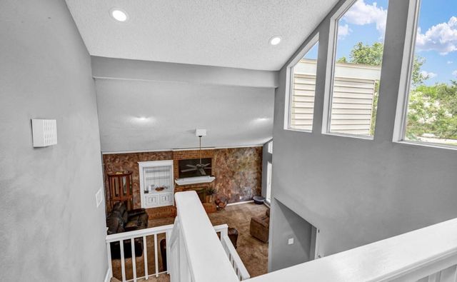 221 Wedgewood Street, Lake Jackson, TX 77566