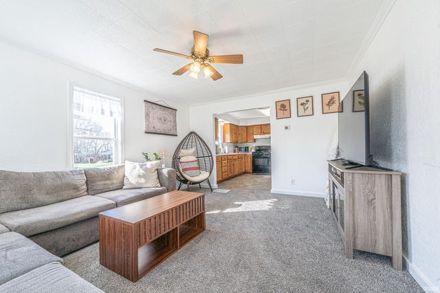 1524 W 9th Street, Marion, IN 46953