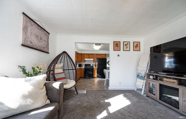 1524 W 9th Street, Marion, IN 46953