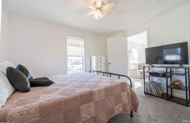 1524 W 9th Street, Marion, IN 46953