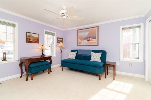 22 N Stone Mill Dr 1111, Dedham, MA 02026