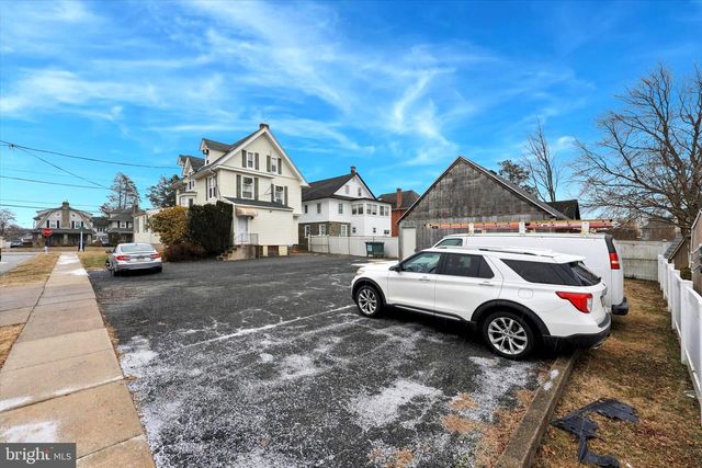 614 DARBY RD, Havertown, PA 19083