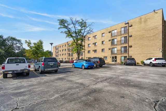 1133 S Finley Road 309, Lombard, IL 60148