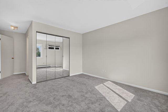 1133 S Finley Road 309, Lombard, IL 60148