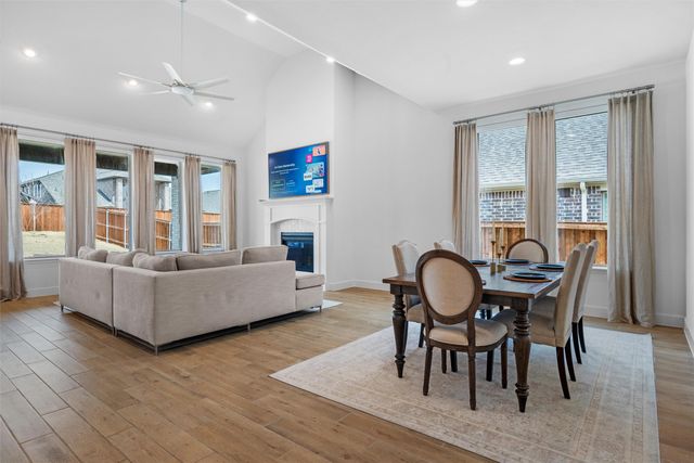 13240 Meadow Cross Drive, Fort Worth, TX 76008