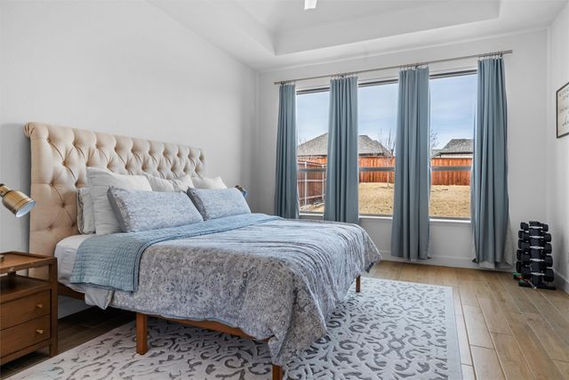 13240 Meadow Cross Drive, Fort Worth, TX 76008