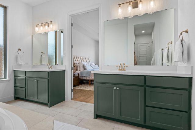 13240 Meadow Cross Drive, Fort Worth, TX 76008